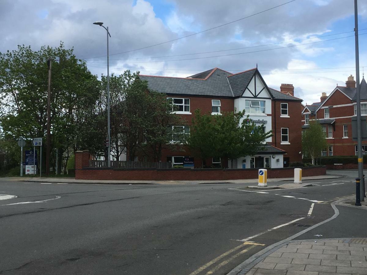 Flat 2 Opposite Travel Lodge Colwyn Bay Exterior foto